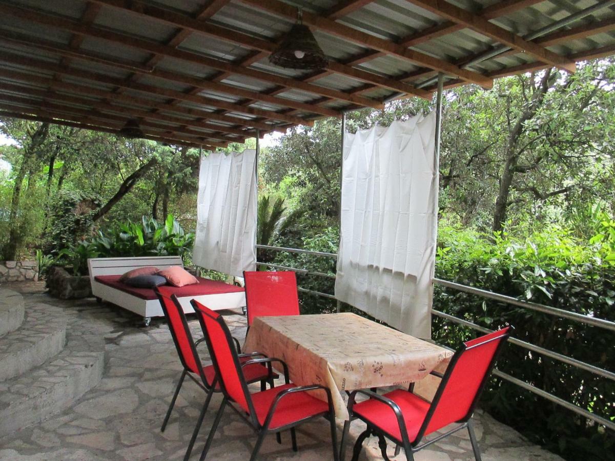 Relax Tiny Villas 40 Meters Of The Beach Zrnovo Exterior photo
